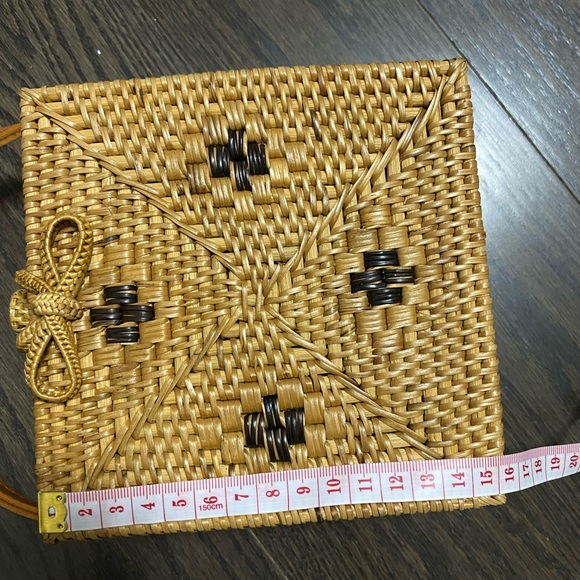 Urban Outfitters weaved straw bag - Picture 4 of 5